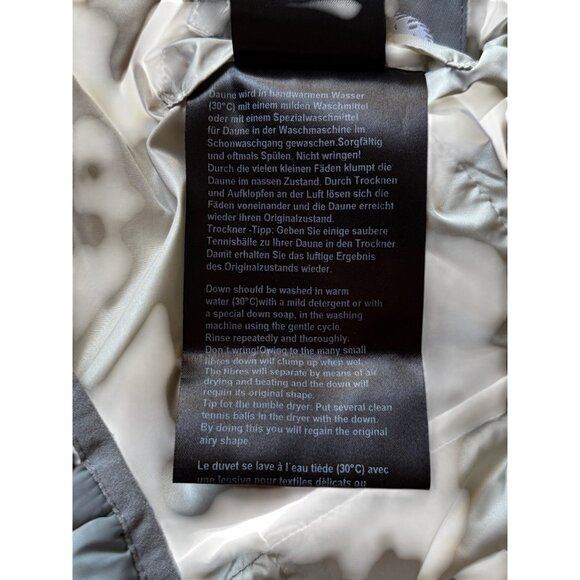 Fuchs Schmitt Gray Down Puffer Vest Full Zip Womens Size 12 - Picture 8 of 11